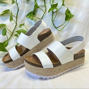 NWOB✨ Chunky Espadrille Platform Open-toe Sandal